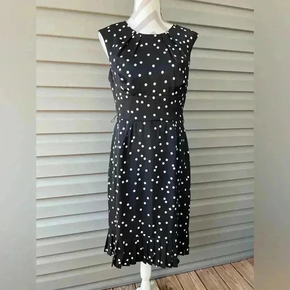 NWT- White House Black Market Black Polka Dot Dress Sz 8